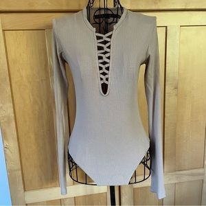 Longlost tan long sleeve Bodysuit Top size 10
